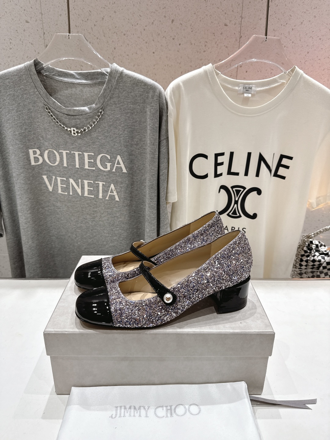 高版本出厂
  JIMMY CHOO｜JC/吉米周2025ss新款简约玛丽珍高跟鞋单鞋

原版套楦，完美