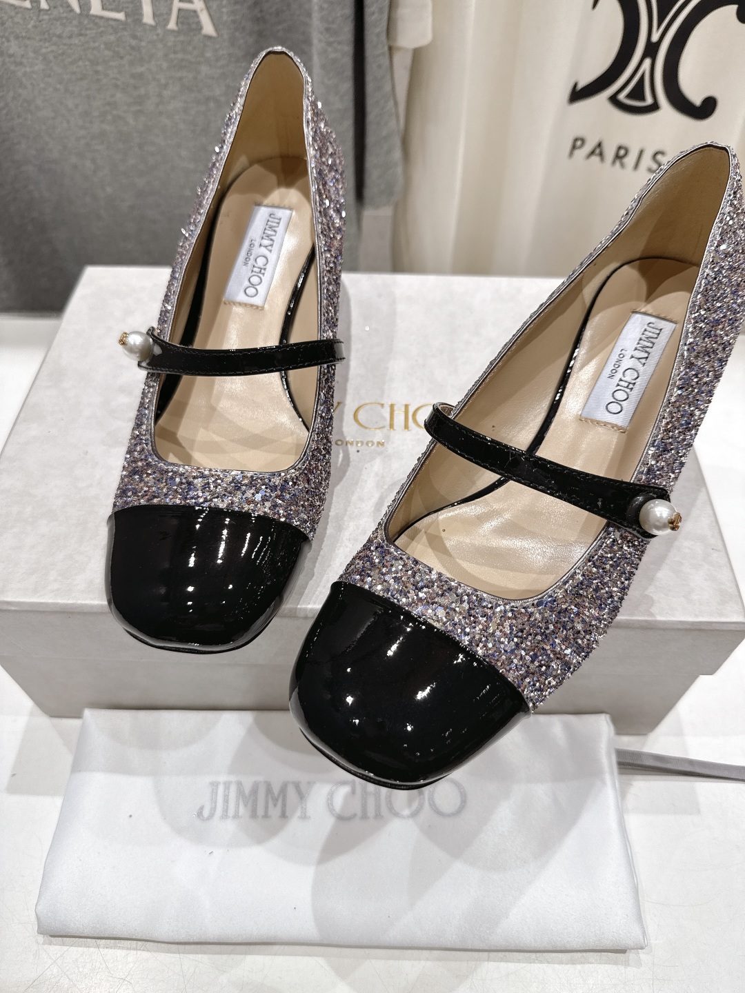 高版本出厂
  JIMMY CHOO｜JC/吉米周2025ss新款简约玛丽珍高跟鞋单鞋

原版套楦，完美