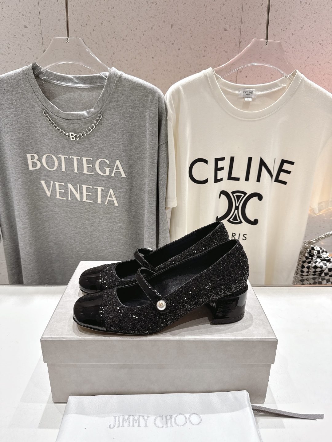高版本出厂
  JIMMY CHOO｜JC/吉米周2025ss新款简约玛丽珍高跟鞋单鞋

原版套楦，完美
