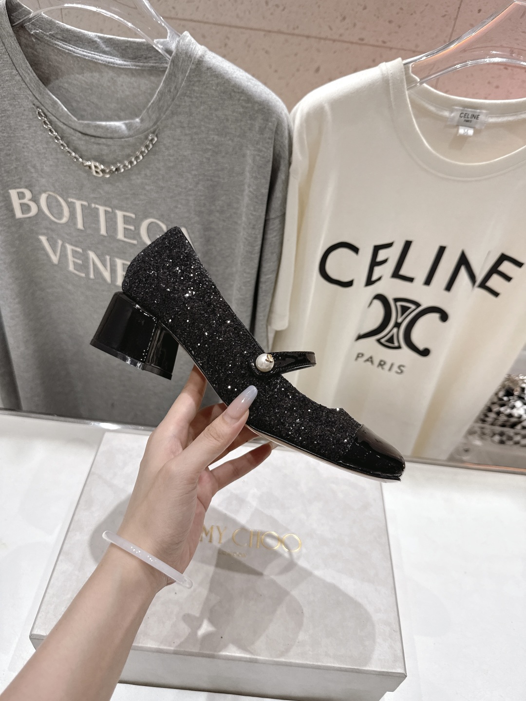 高版本出厂
  JIMMY CHOO｜JC/吉米周2025ss新款简约玛丽珍高跟鞋单鞋

原版套楦，完美