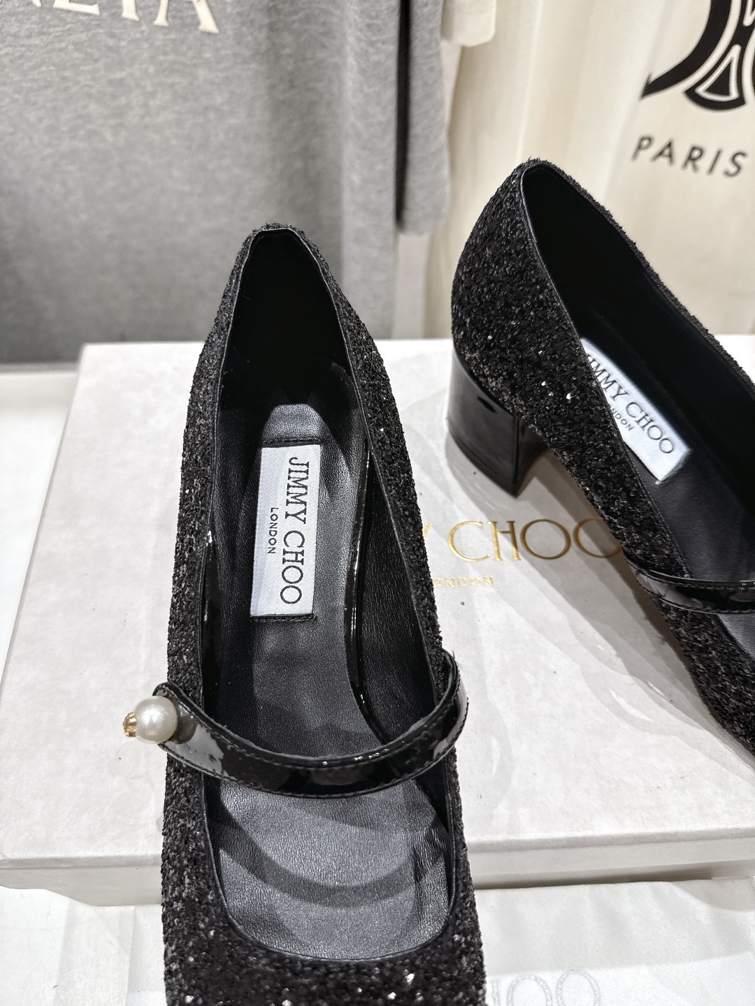 高版本出厂
  JIMMY CHOO｜JC/吉米周2025ss新款简约玛丽珍高跟鞋单鞋

原版套楦，完美