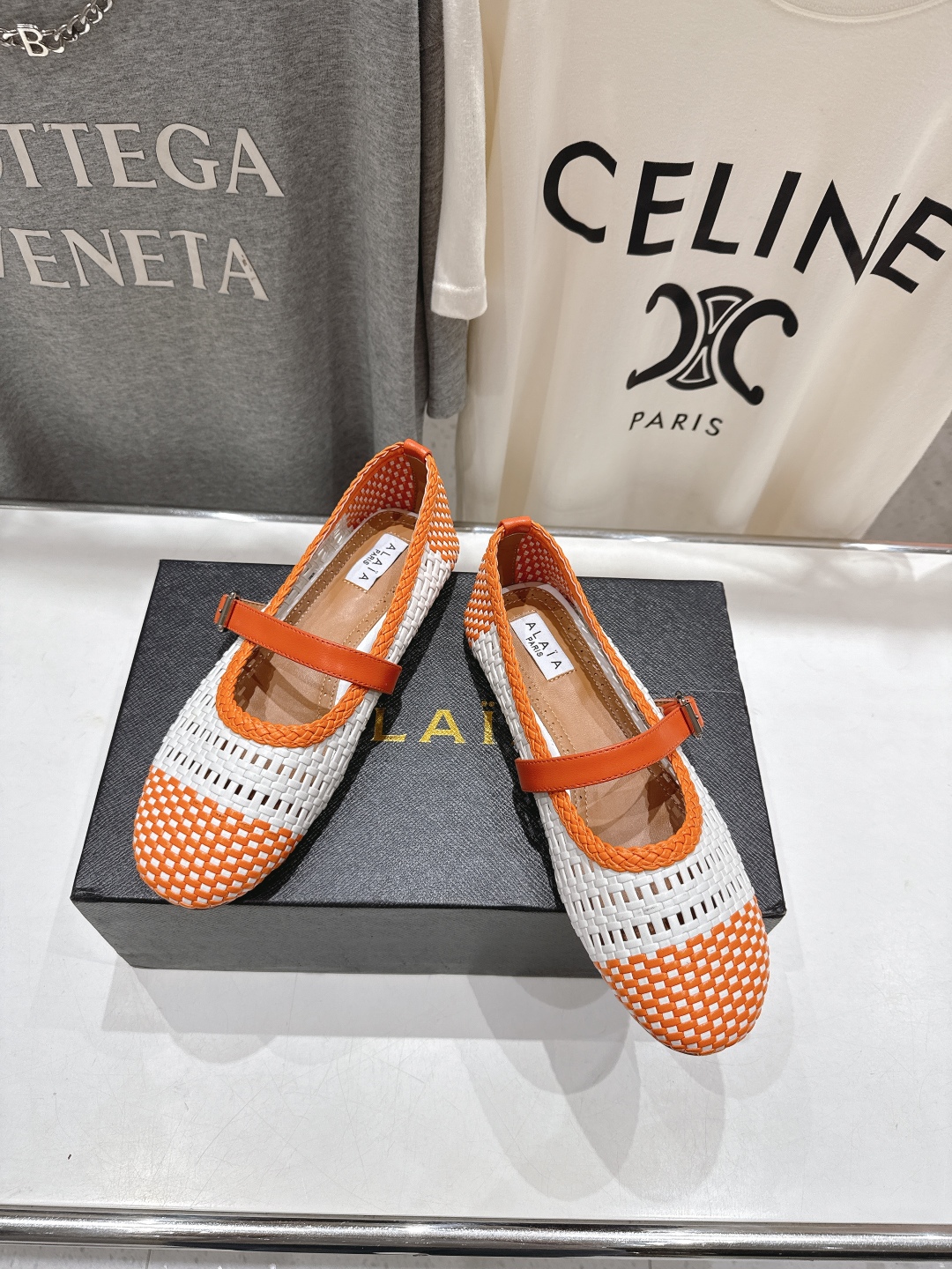 高版本出厂
 独家新品 Alaia 阿莱亚25ss/ 走秀款平底网面鞋芭蕾舞鞋 最近超火的一款平底鞋

