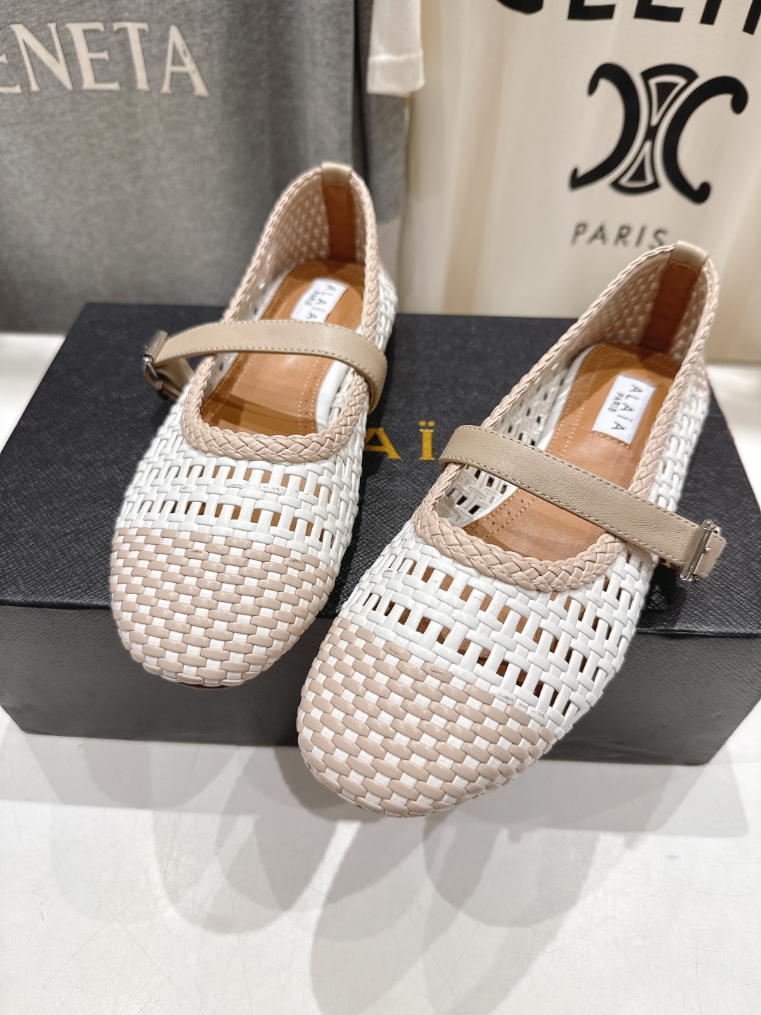 高版本出厂
 独家新品 Alaia 阿莱亚25ss/ 走秀款平底网面鞋芭蕾舞鞋 最近超火的一款平底鞋

