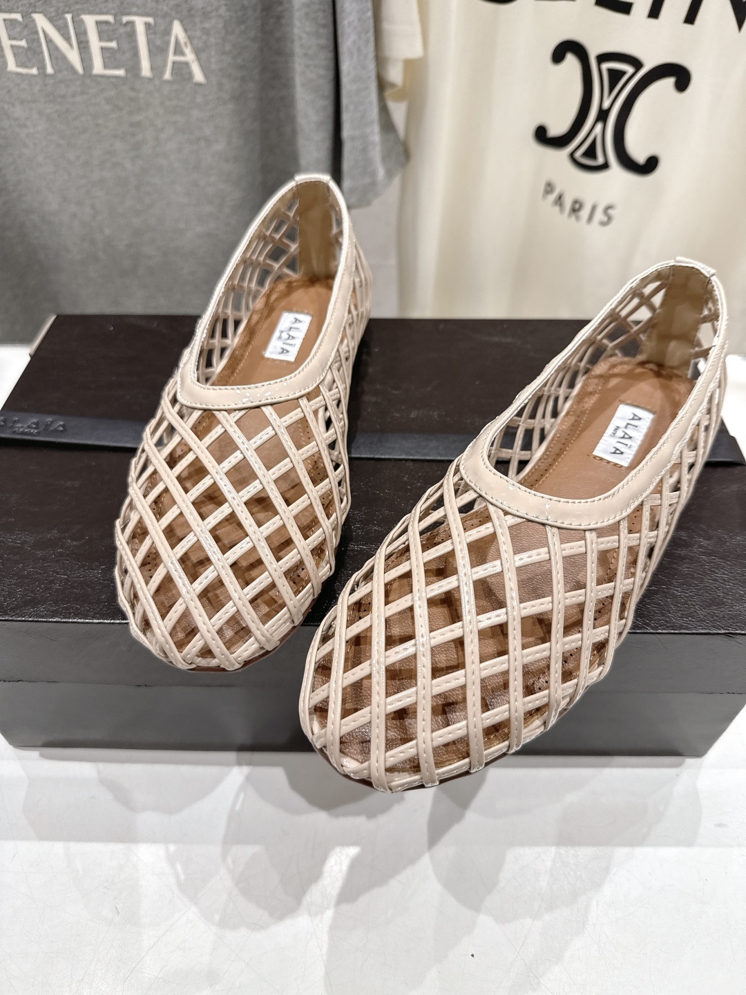 高版本出厂
 独家新品 Alaia 阿莱亚25ss/ 走秀款平底网面鞋芭蕾舞鞋 最近超火的一款平底鞋

