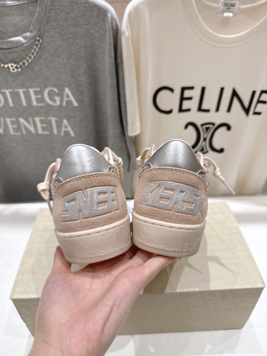 顶级版本  
 GGDB~~Golden Goose Deluxe Brand
# 全网最好版本不服来比