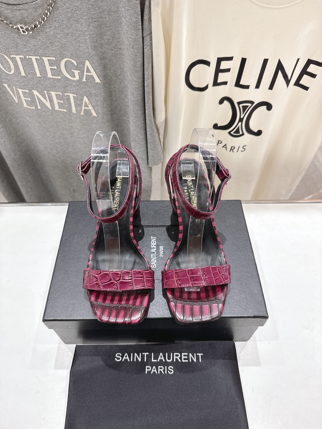 高版本出厂
 SAINT LAURENT～圣罗兰ysl 25ss夏季全新走秀款高跟鞋凉鞋·全新鞋型

唯