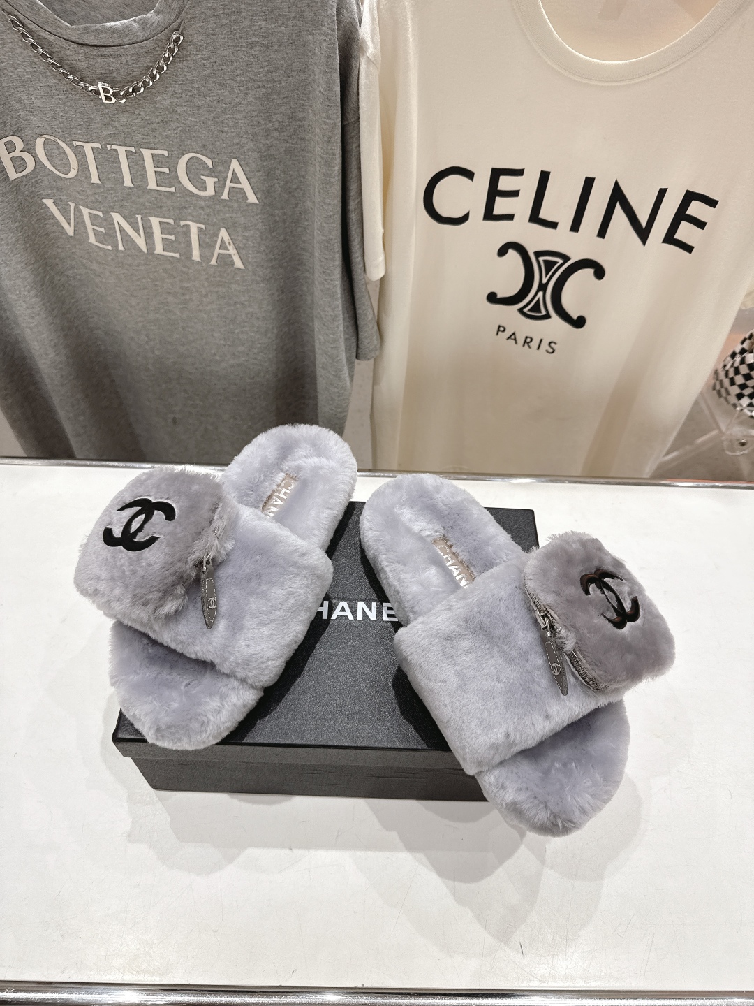 高版本出厂
 官网同步.新品毛拖/顶级版本CHANEL*小香2025ss独家爆款系列毛毛拖鞋！秋冬宝藏时