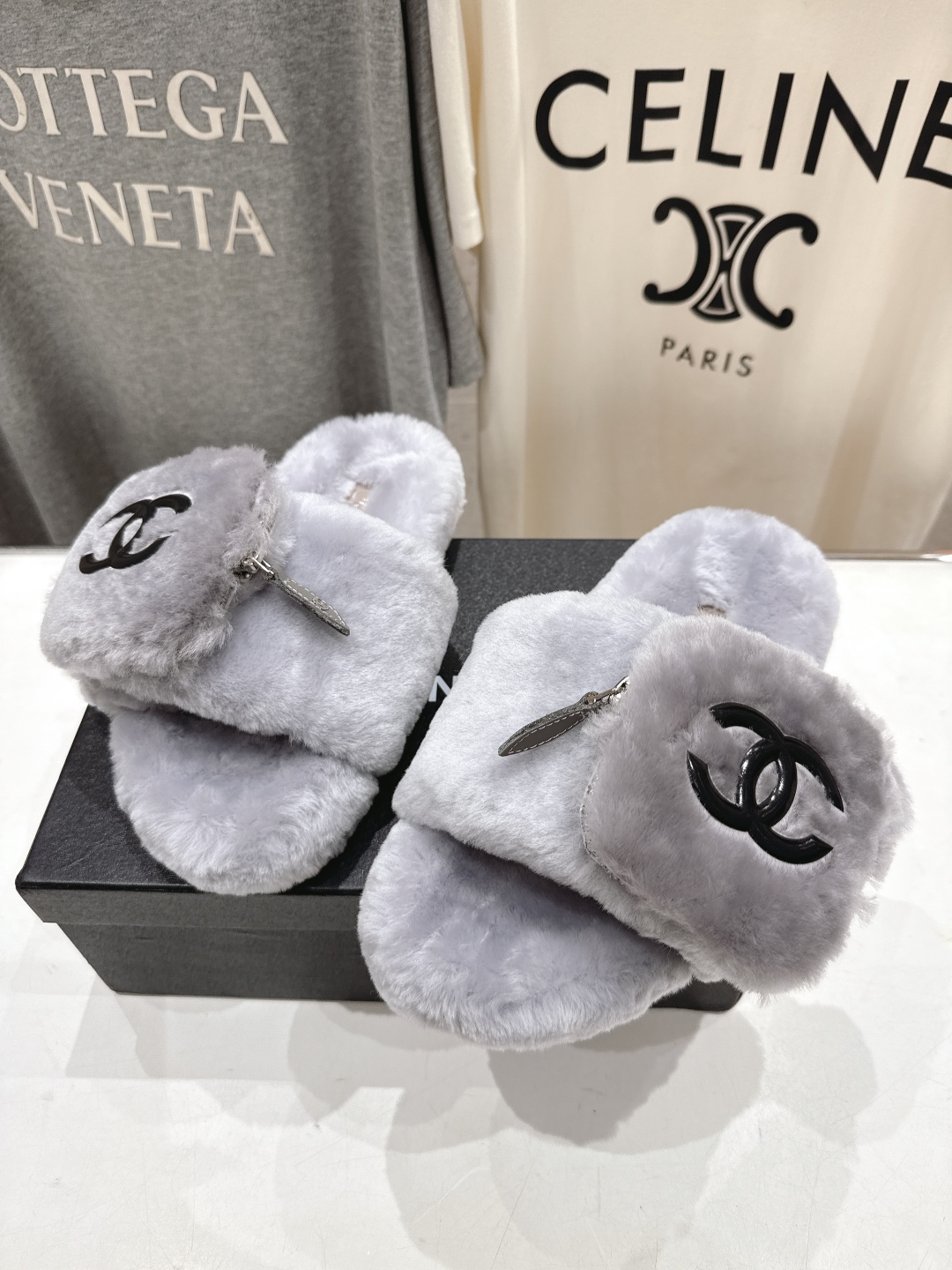 高版本出厂
 官网同步.新品毛拖/顶级版本CHANEL*小香2025ss独家爆款系列毛毛拖鞋！秋冬宝藏时