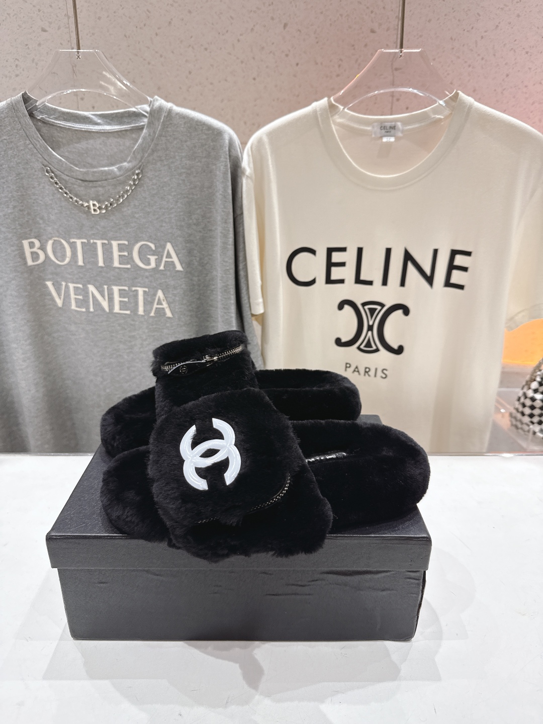 高版本出厂
 官网同步.新品毛拖/顶级版本CHANEL*小香2025ss独家爆款系列毛毛拖鞋！秋冬宝藏时