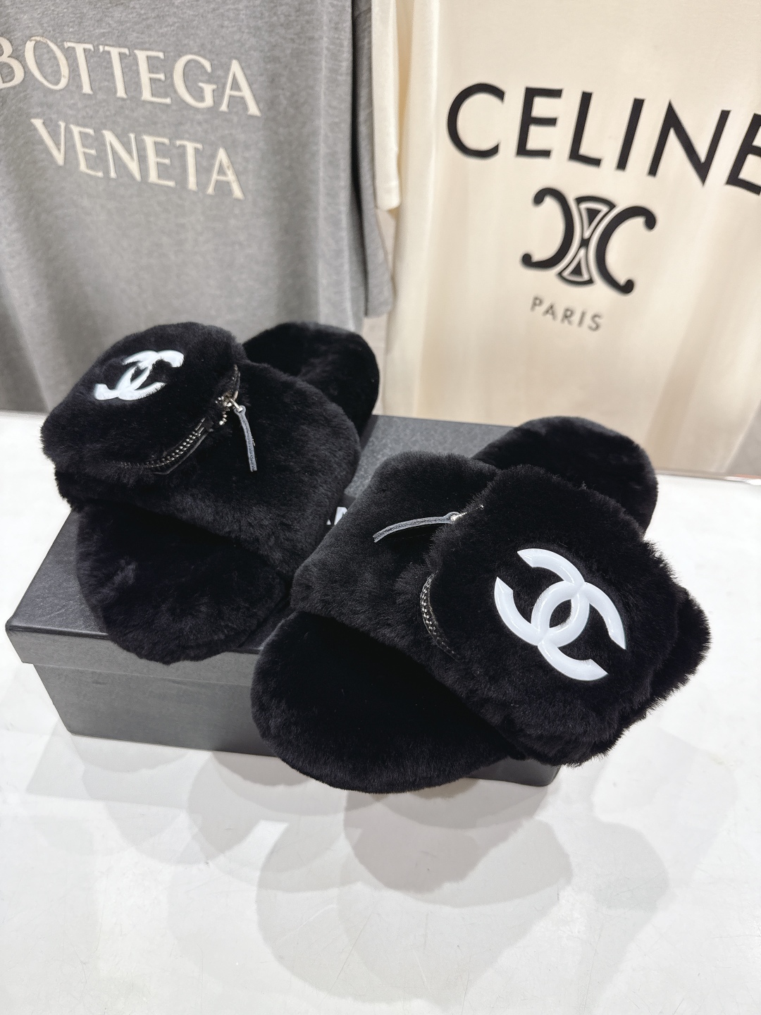 高版本出厂
 官网同步.新品毛拖/顶级版本CHANEL*小香2025ss独家爆款系列毛毛拖鞋！秋冬宝藏时