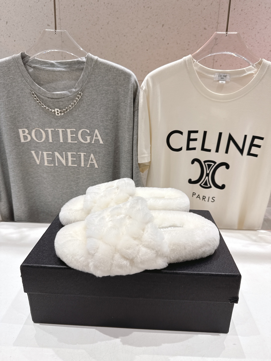 高版本出厂
 官网同步.新品毛拖/顶级版本CHANEL*小香2025ss独家爆款系列毛毛拖鞋！秋冬宝藏时