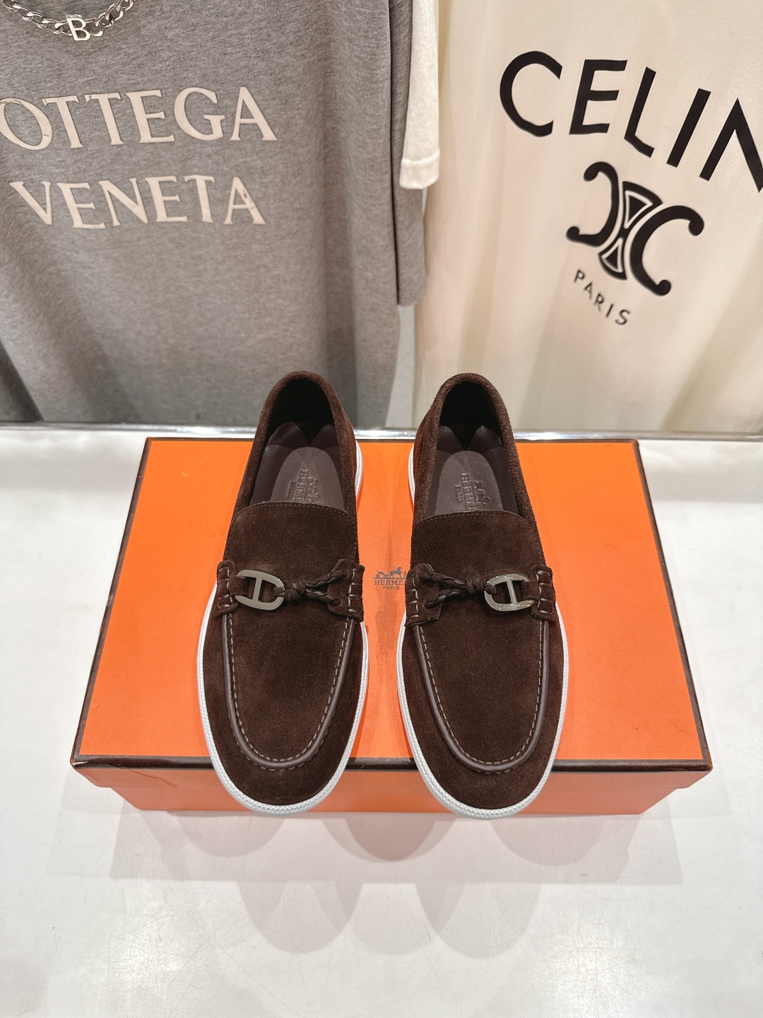 高版本出厂  男码+10
   Hermes/爱马仕H家25ss新品情侣款休闲鞋乐福鞋
经典休闲风格，经
