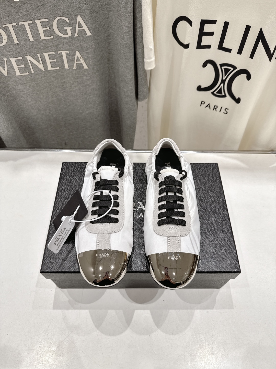 高版本出厂 
  Prada*普拉达P家25ssfw～new新款系带玛丽珍休闲鞋芭蕾舞鞋，低调奢华懒人鞋