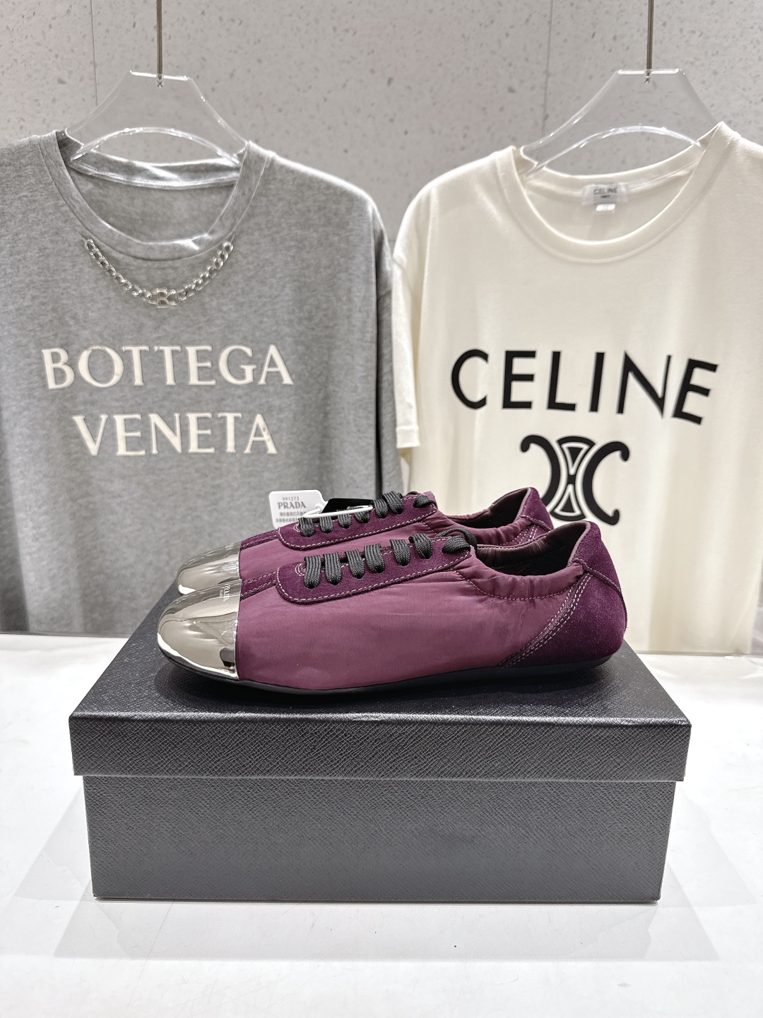 高版本出厂 
  Prada*普拉达P家25ssfw～new新款系带玛丽珍休闲鞋芭蕾舞鞋，低调奢华懒人鞋