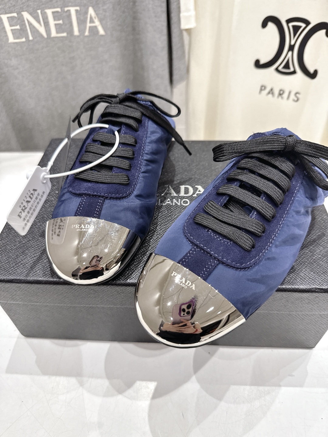 高版本出厂  半拖
  Prada*普拉达P家25ssfw～new新款系带玛丽珍休闲鞋芭蕾舞鞋，低调奢华