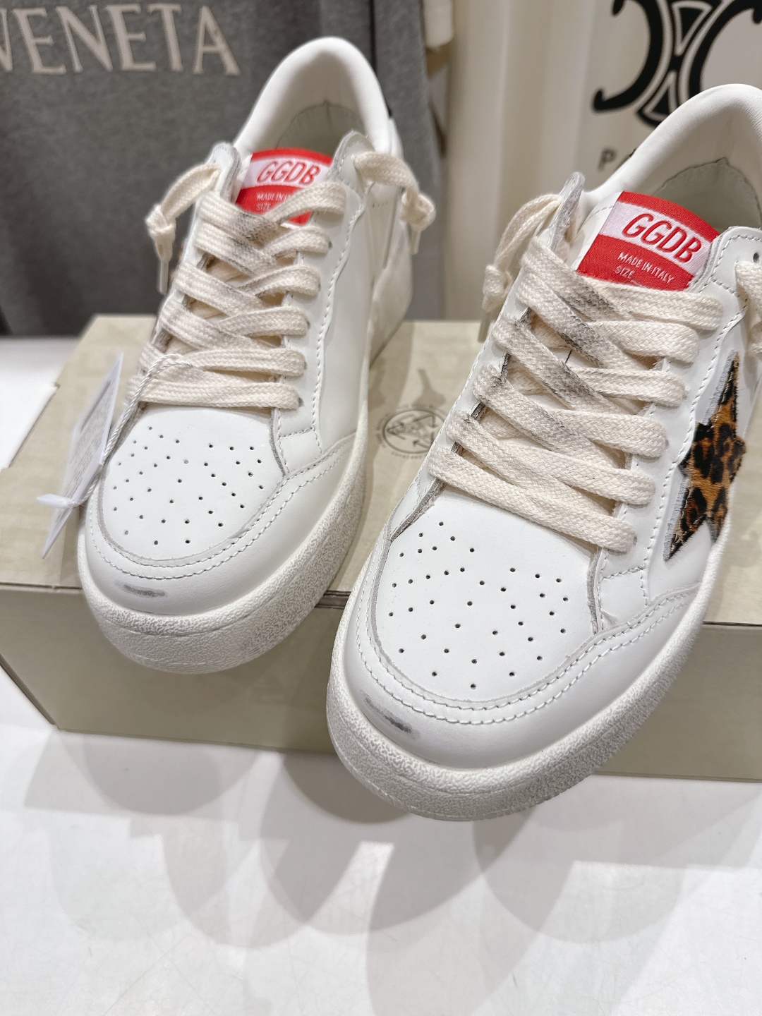 顶级版本 
 GGDB~~Golden Goose Deluxe Brand
# 全网最好版本不服来比 