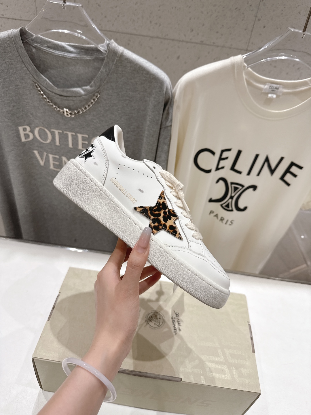 顶级版本 
 GGDB~~Golden Goose Deluxe Brand
# 全网最好版本不服来比 