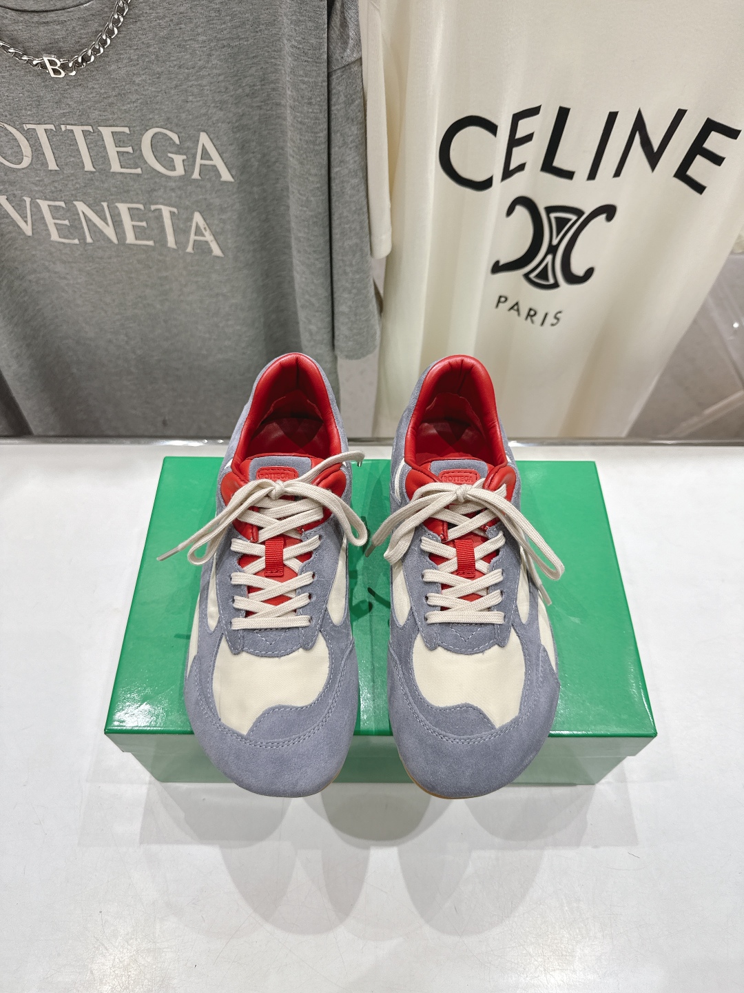 高版本出厂  男码+20
  Bottega Veneta/BV2025ss最新IVULCAN系列情侣款
