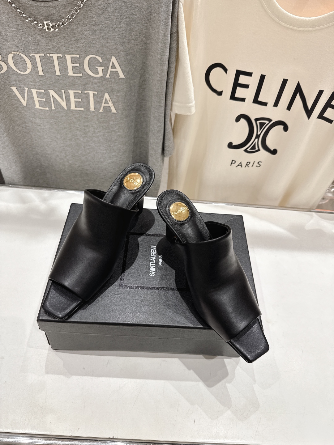 高版本出厂
 SAINT LAURENT～圣罗兰ysl 25ss全新走秀款高跟鞋凉鞋拖鞋·全新鞋型

唯
