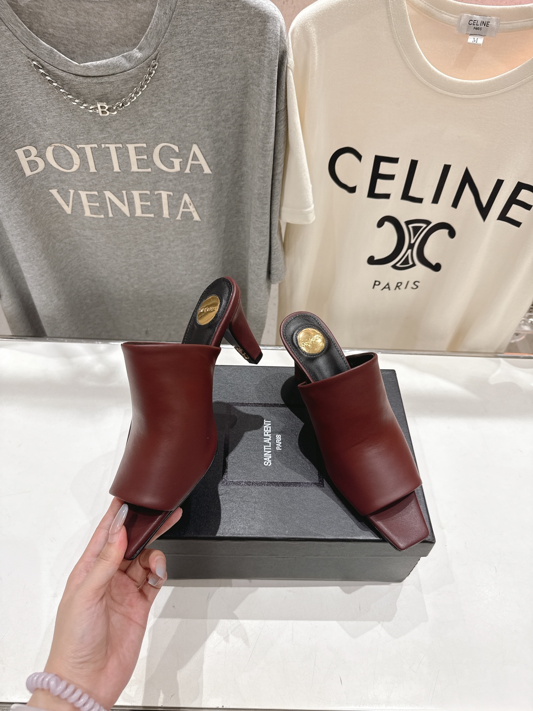 高版本出厂
 SAINT LAURENT～圣罗兰ysl 25ss全新走秀款高跟鞋凉鞋拖鞋·全新鞋型

唯