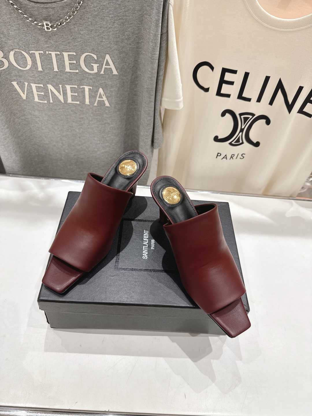 高版本出厂
 SAINT LAURENT～圣罗兰ysl 25ss全新走秀款高跟鞋凉鞋拖鞋·全新鞋型

唯