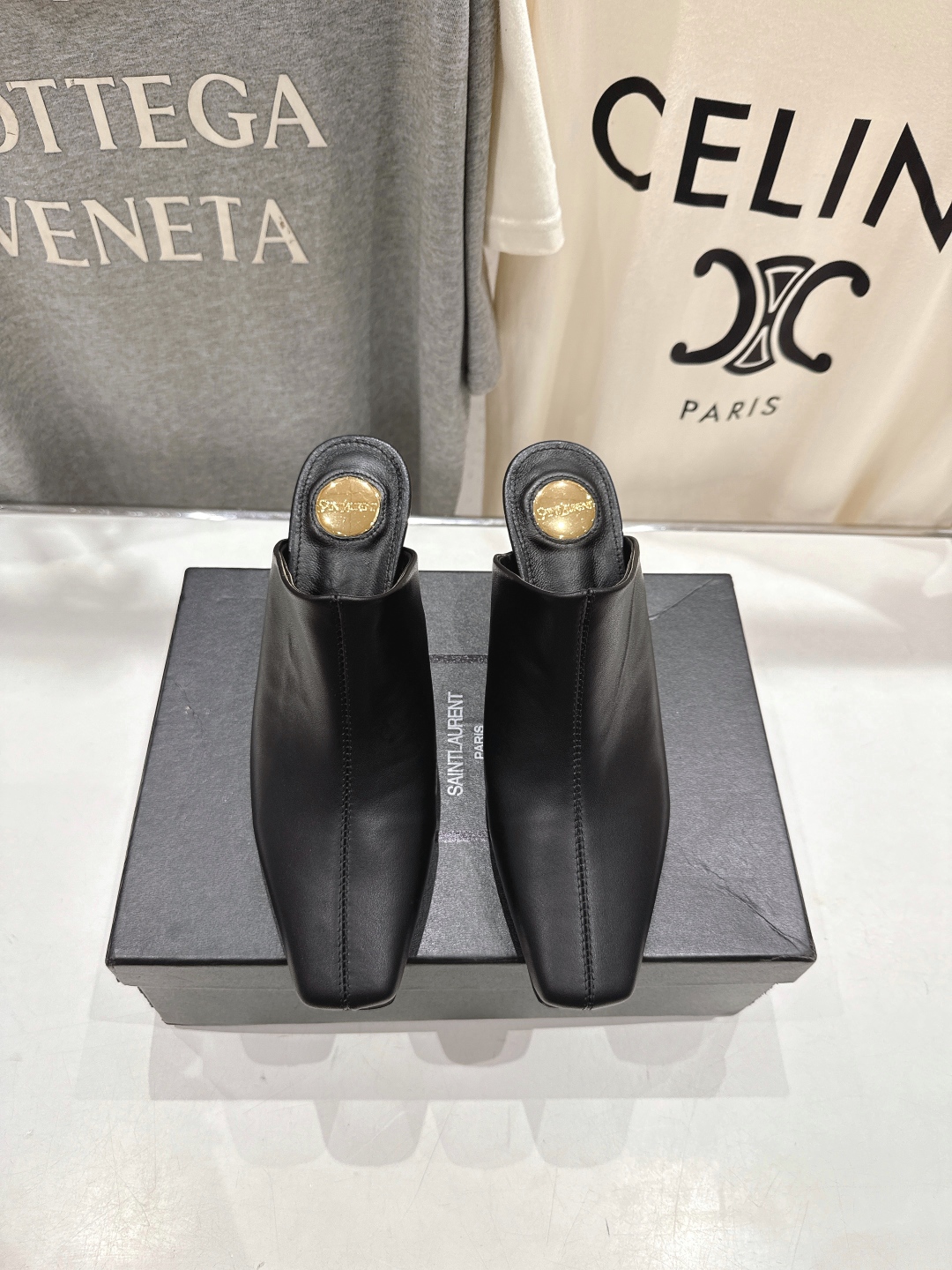 高版本出厂
 SAINT LAURENT～圣罗兰ysl 25ss全新走秀款高跟鞋凉鞋拖鞋·全新鞋型

唯