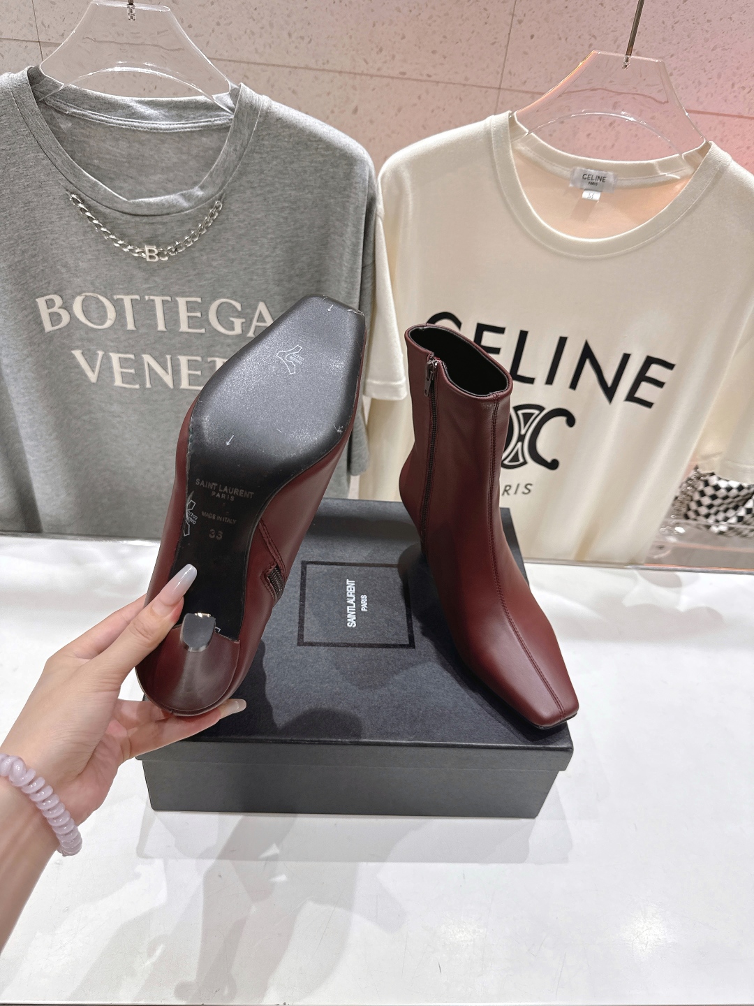 高版本出厂
  SAINT LAURENT～圣罗兰25ss/YSL秋冬全新走秀款小方头高跟鞋短靴～
简约