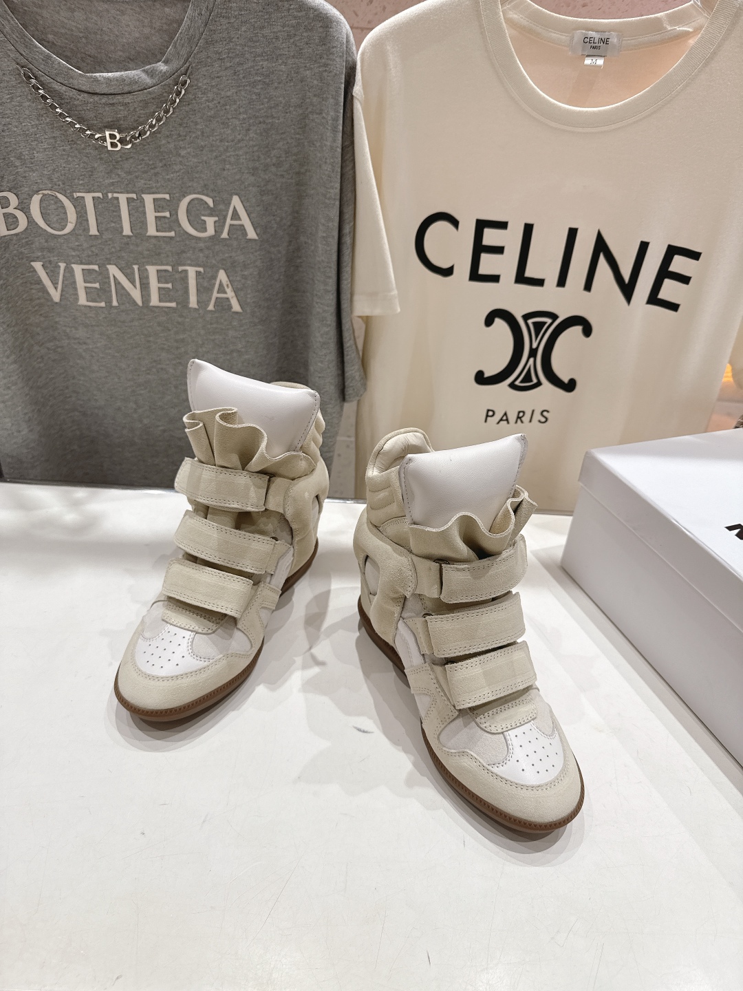 高版本出厂 
 Isabel Marant/伊莎贝尔2025ss秋冬新款内增高拼色高帮休闲鞋小短靴
超级