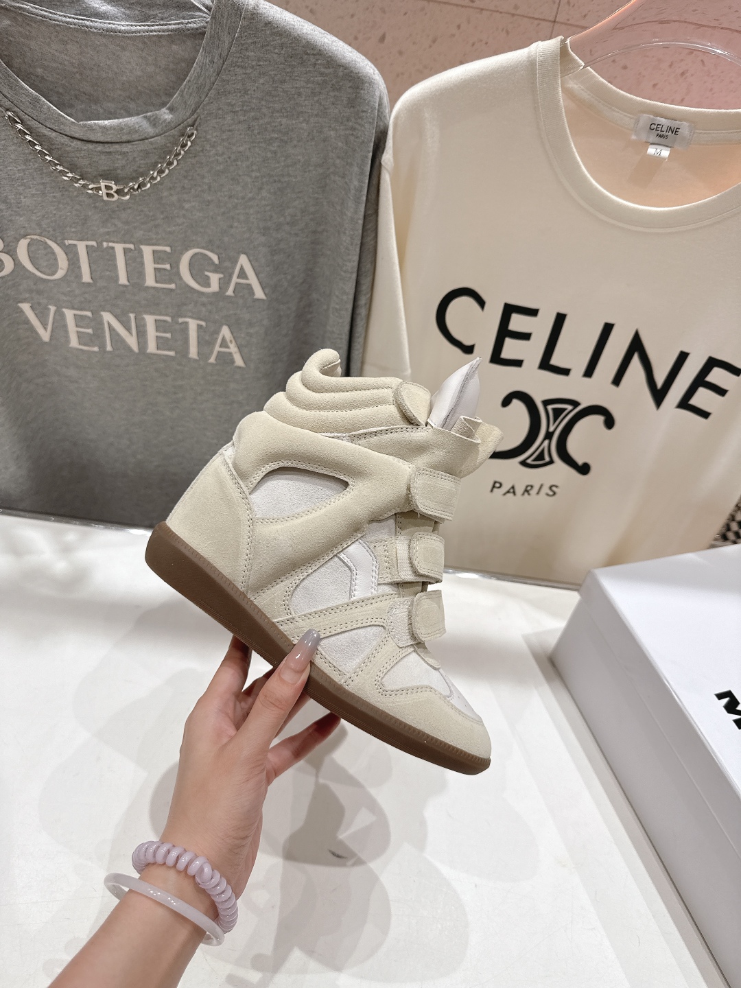 高版本出厂 
 Isabel Marant/伊莎贝尔2025ss秋冬新款内增高拼色高帮休闲鞋小短靴
超级