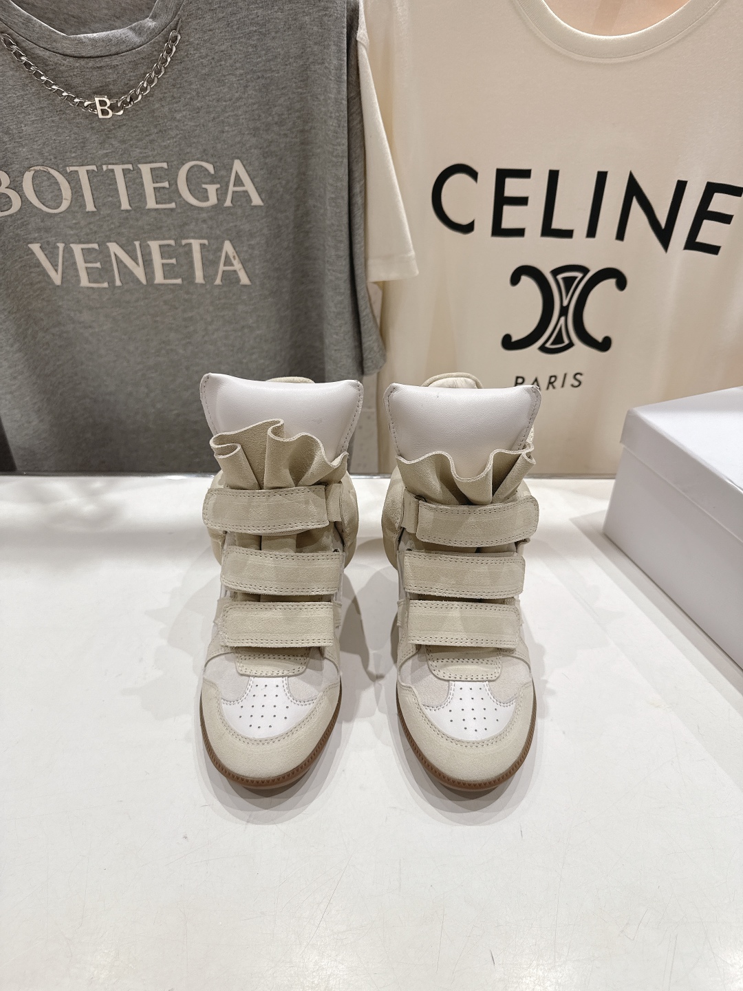 高版本出厂 
 Isabel Marant/伊莎贝尔2025ss秋冬新款内增高拼色高帮休闲鞋小短靴
超级
