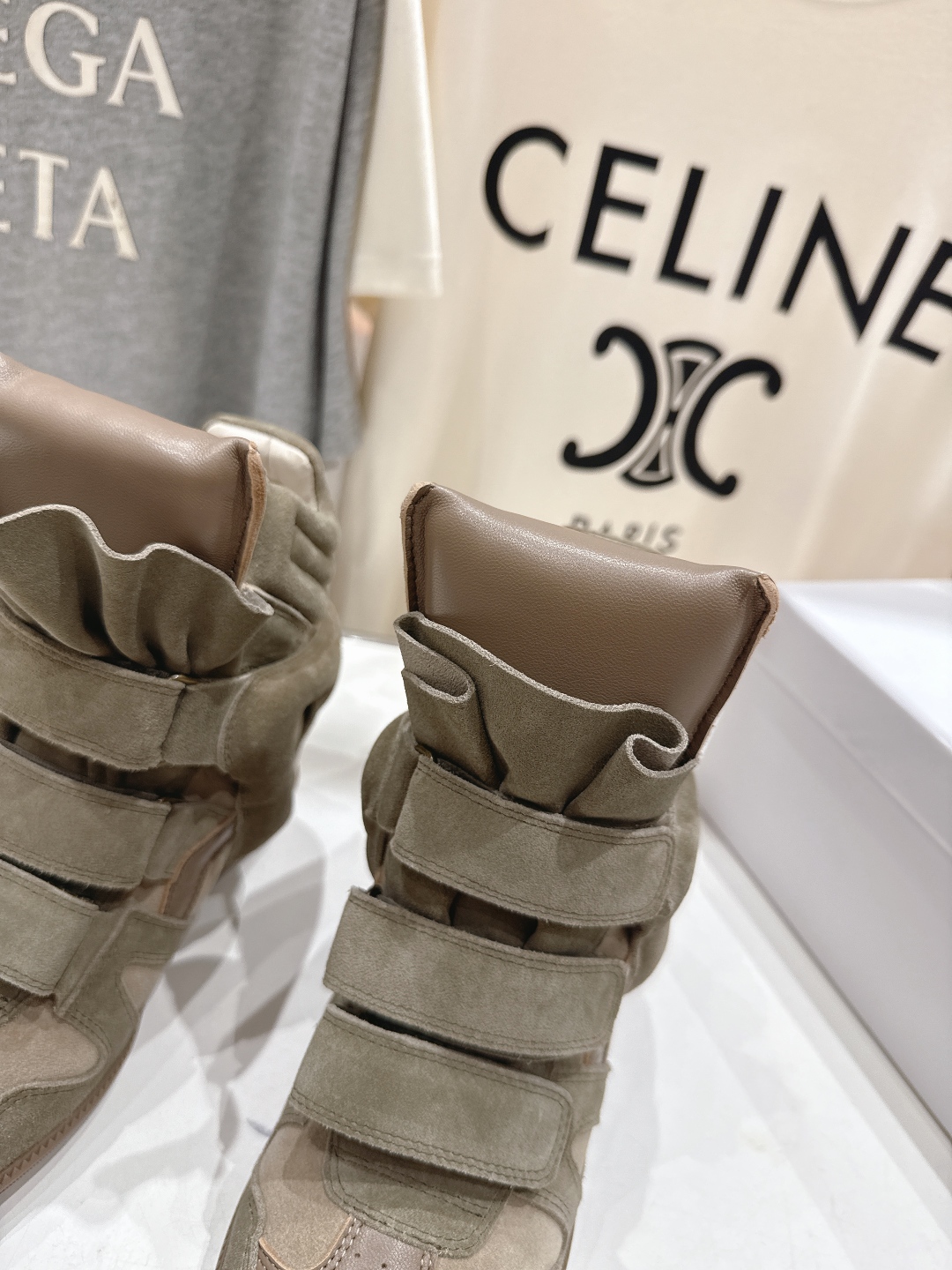 高版本出厂 
 Isabel Marant/伊莎贝尔2025ss秋冬新款内增高拼色高帮休闲鞋小短靴
超级