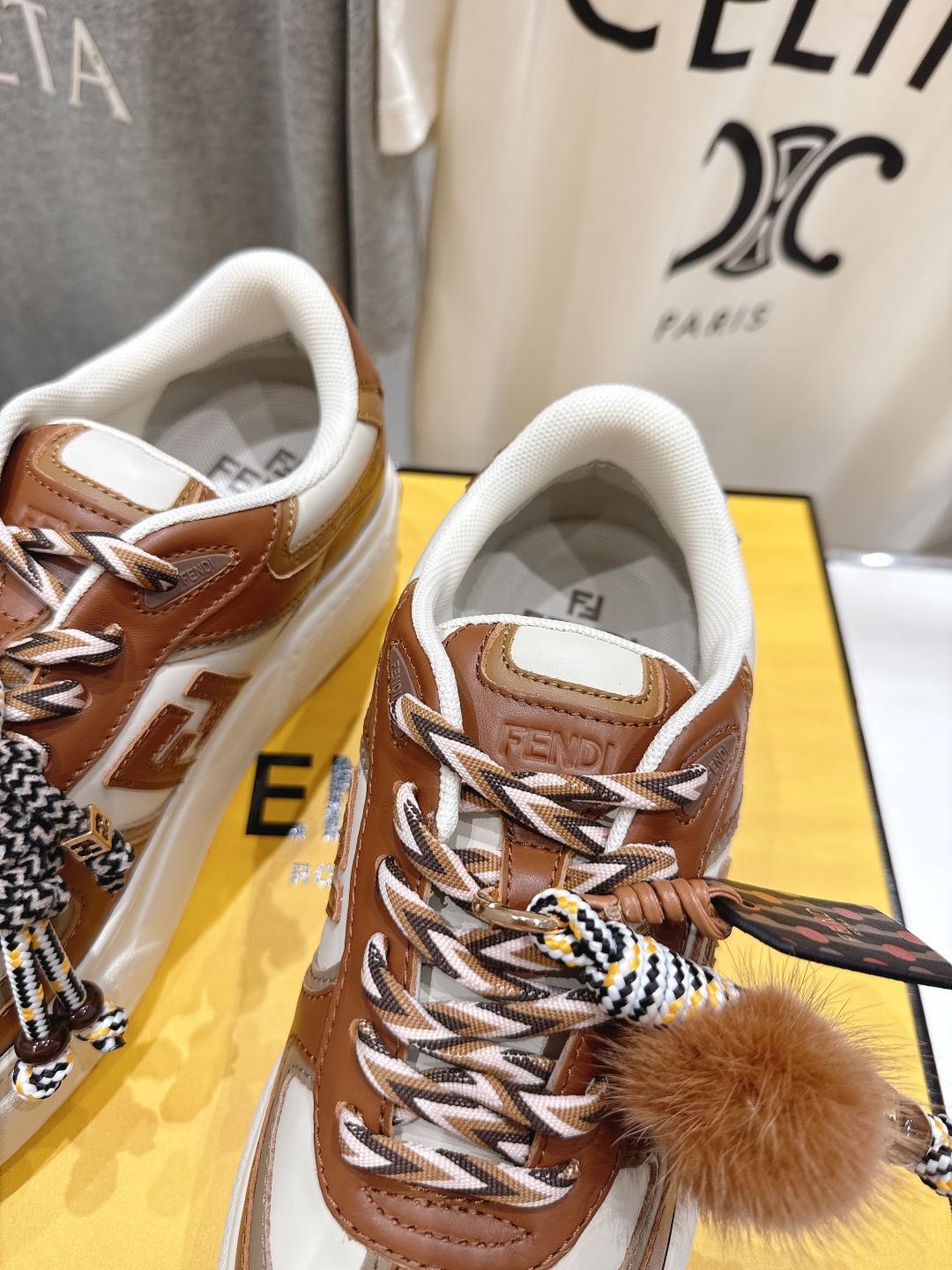 高版本出厂  
 Fendi/芬迪2025ss新款 First 1系列网面系带厚底休闲运动鞋
顶级版本🔝