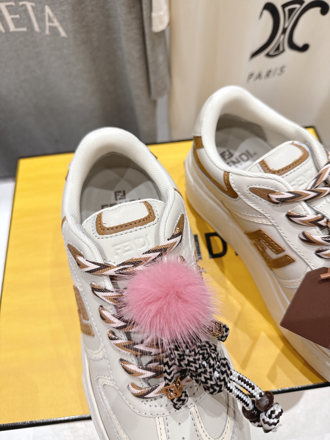 高版本出厂  
 Fendi/芬迪2025ss新款 First 1系列网面系带厚底休闲运动鞋
顶级版本🔝
