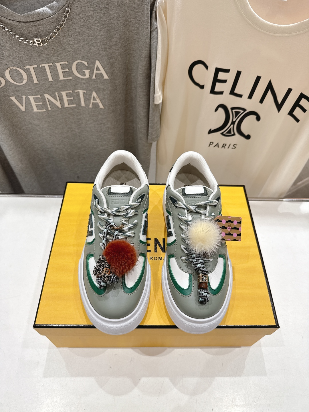 高版本出厂  
 Fendi/芬迪2025ss新款 First 1系列网面系带厚底休闲运动鞋
顶级版本🔝