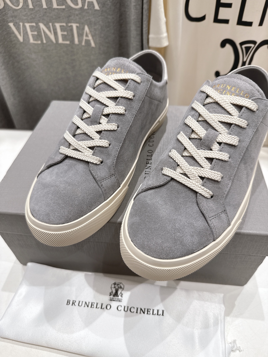 高版本出厂  只有男码
  Brunello Cucinelli 新款BC经典男士休闲鞋运动鞋系列单鞋
