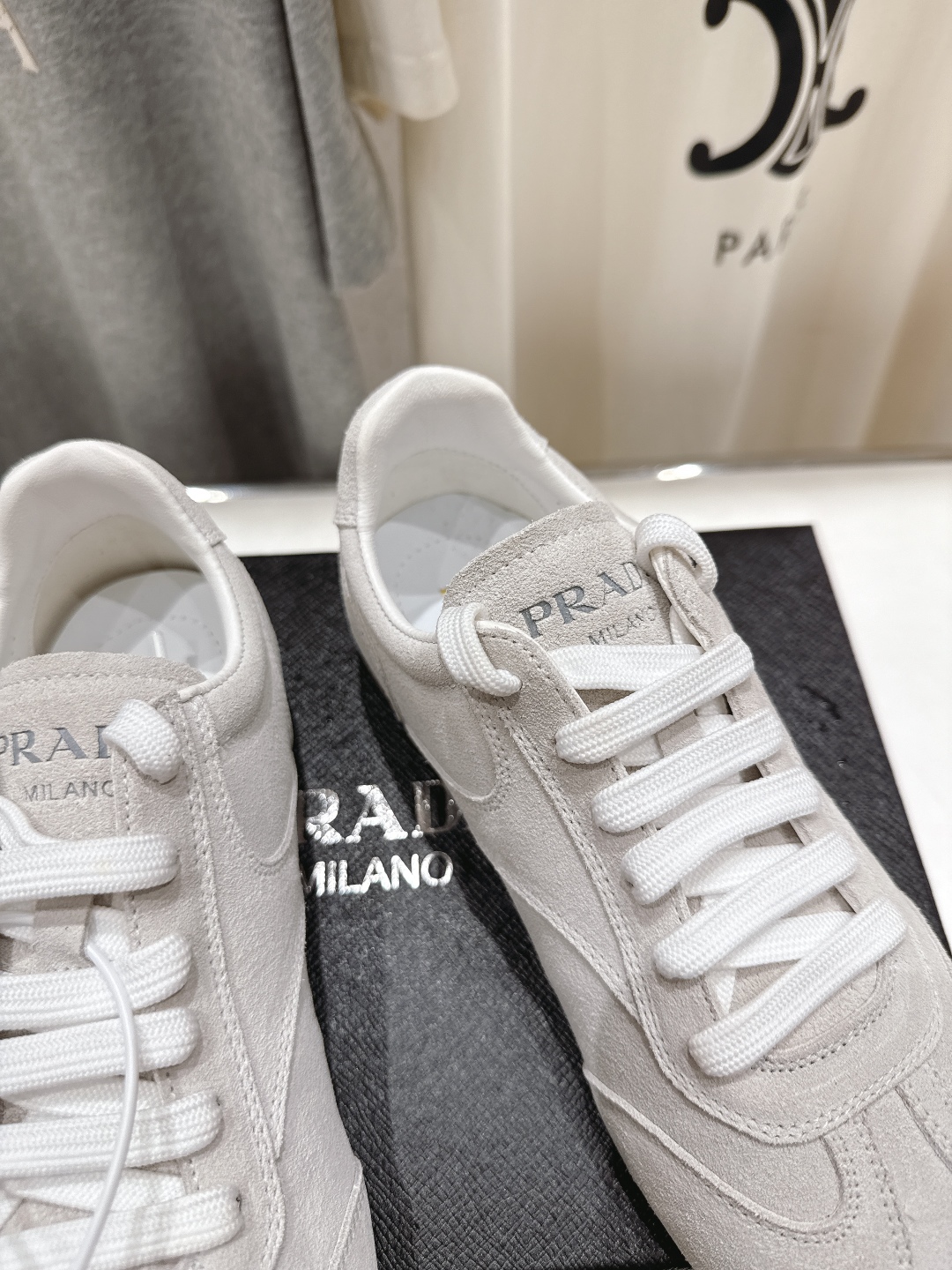 高版本出厂  
  Prada/普拉达P家25ssfw～new新款系带休闲运动鞋，上脚非常舒服
软胶底素