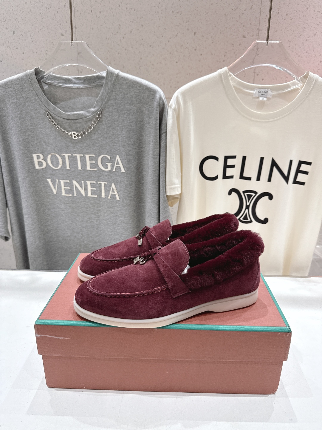 顶级出厂 升级版兔毛  男码+10
  Loro Piana* LP万年经典款乐福鞋 简约时尚 脚感超级