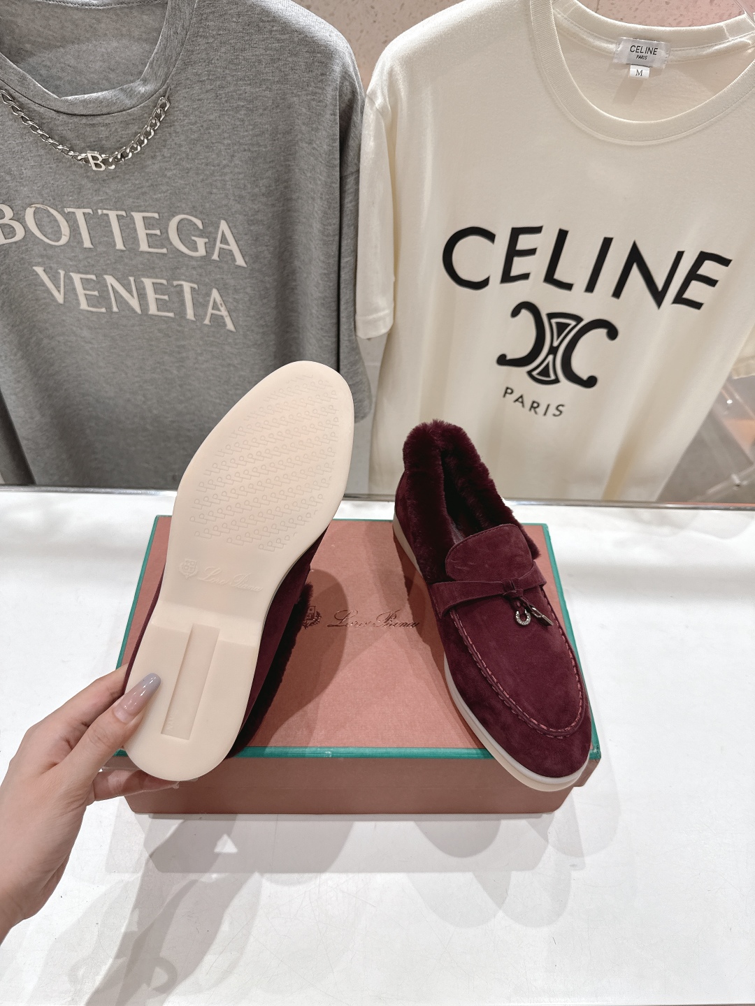 顶级出厂 升级版兔毛  男码+10
  Loro Piana* LP万年经典款乐福鞋 简约时尚 脚感超级