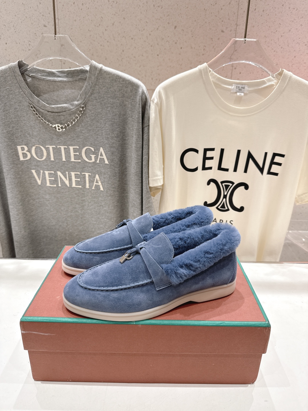 顶级出厂 升级版兔毛  男码+10
  Loro Piana* LP万年经典款乐福鞋 简约时尚 脚感超级