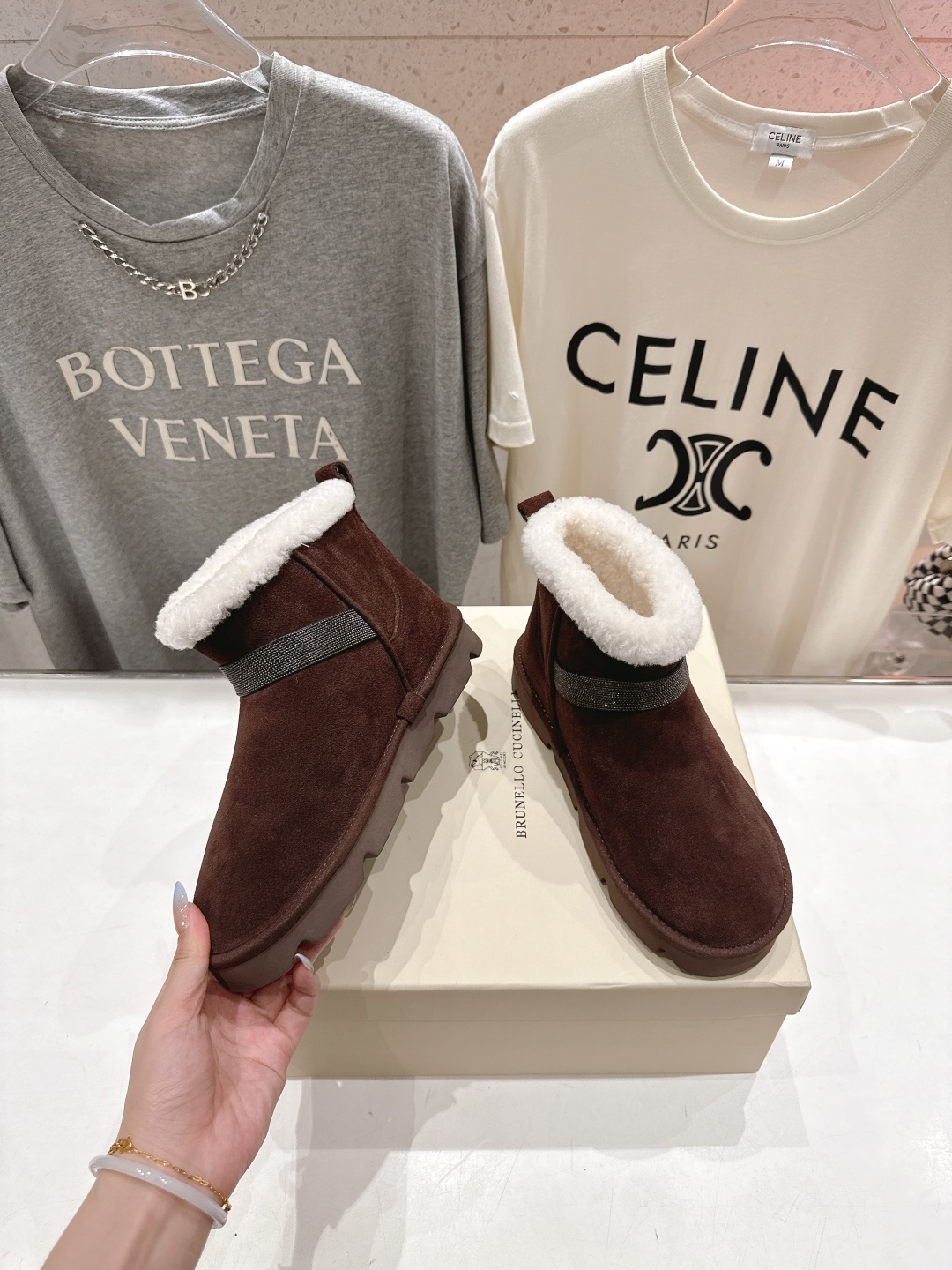 高版本出厂
  Brunello Cucinelli 新款BC秋冬保暖羊毛靴子短靴系列，市场高版本
BC