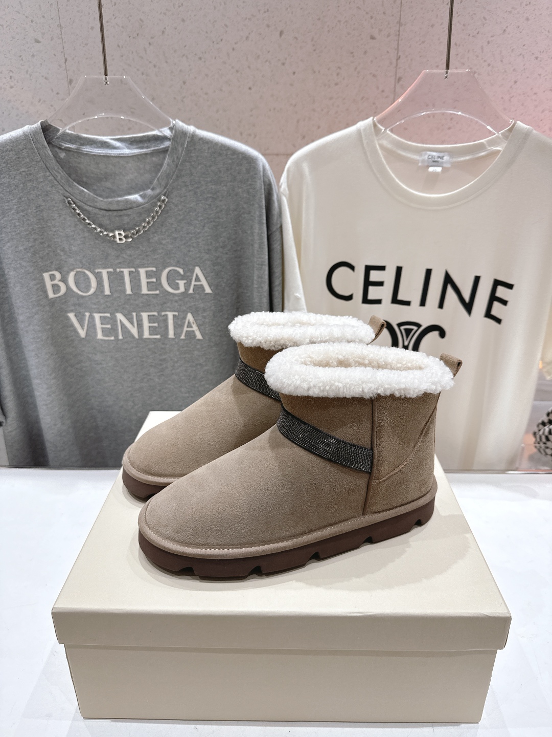 高版本出厂
  Brunello Cucinelli 新款BC秋冬保暖羊毛靴子短靴系列，市场高版本
BC
