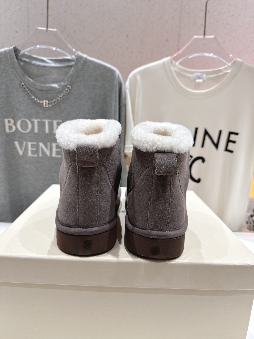 高版本出厂
  Brunello Cucinelli 新款BC秋冬保暖羊毛靴子短靴系列，市场高版本
BC