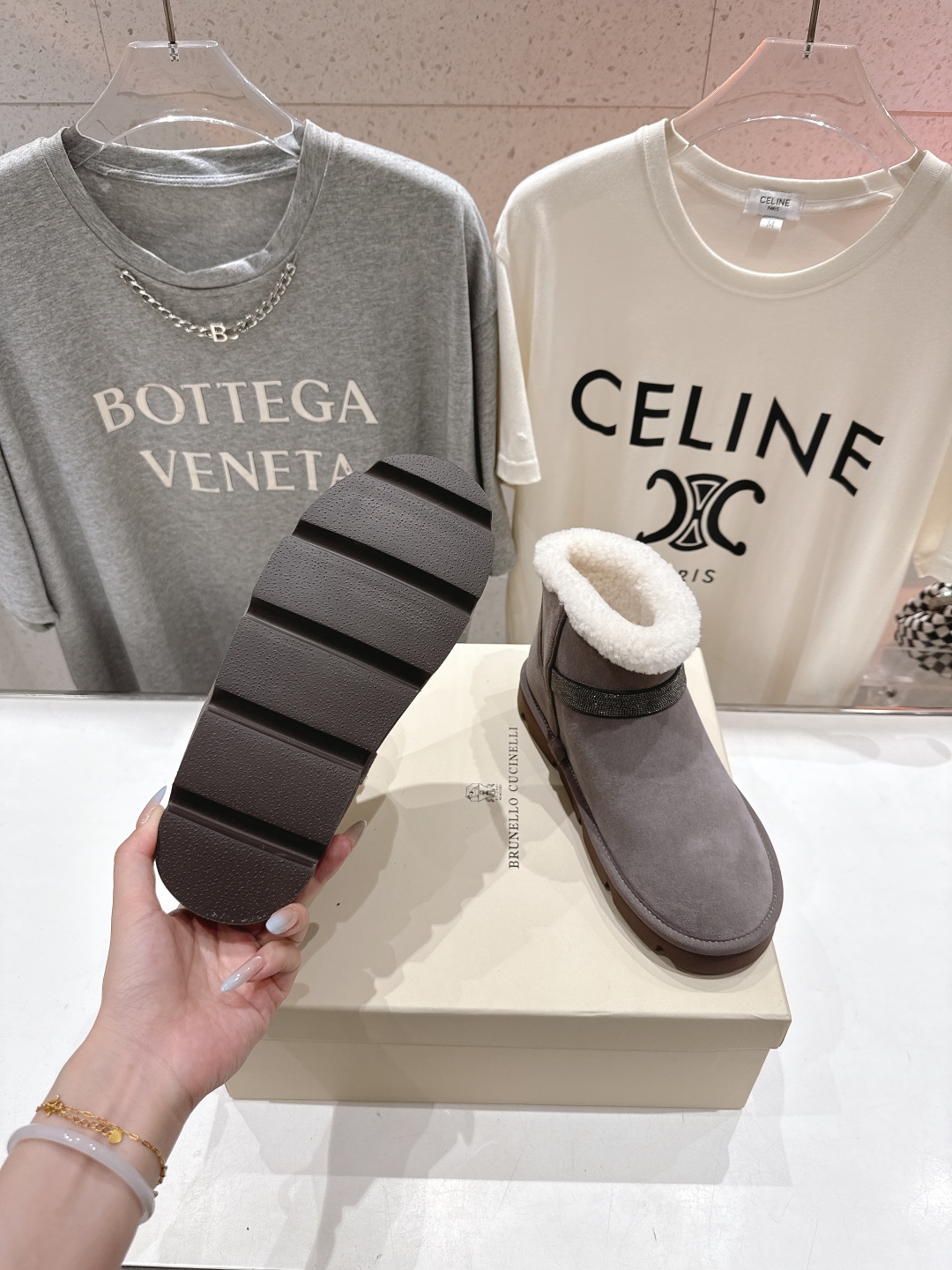 高版本出厂
  Brunello Cucinelli 新款BC秋冬保暖羊毛靴子短靴系列，市场高版本
BC