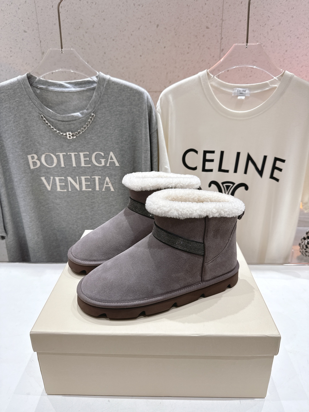 高版本出厂
  Brunello Cucinelli 新款BC秋冬保暖羊毛靴子短靴系列，市场高版本
BC