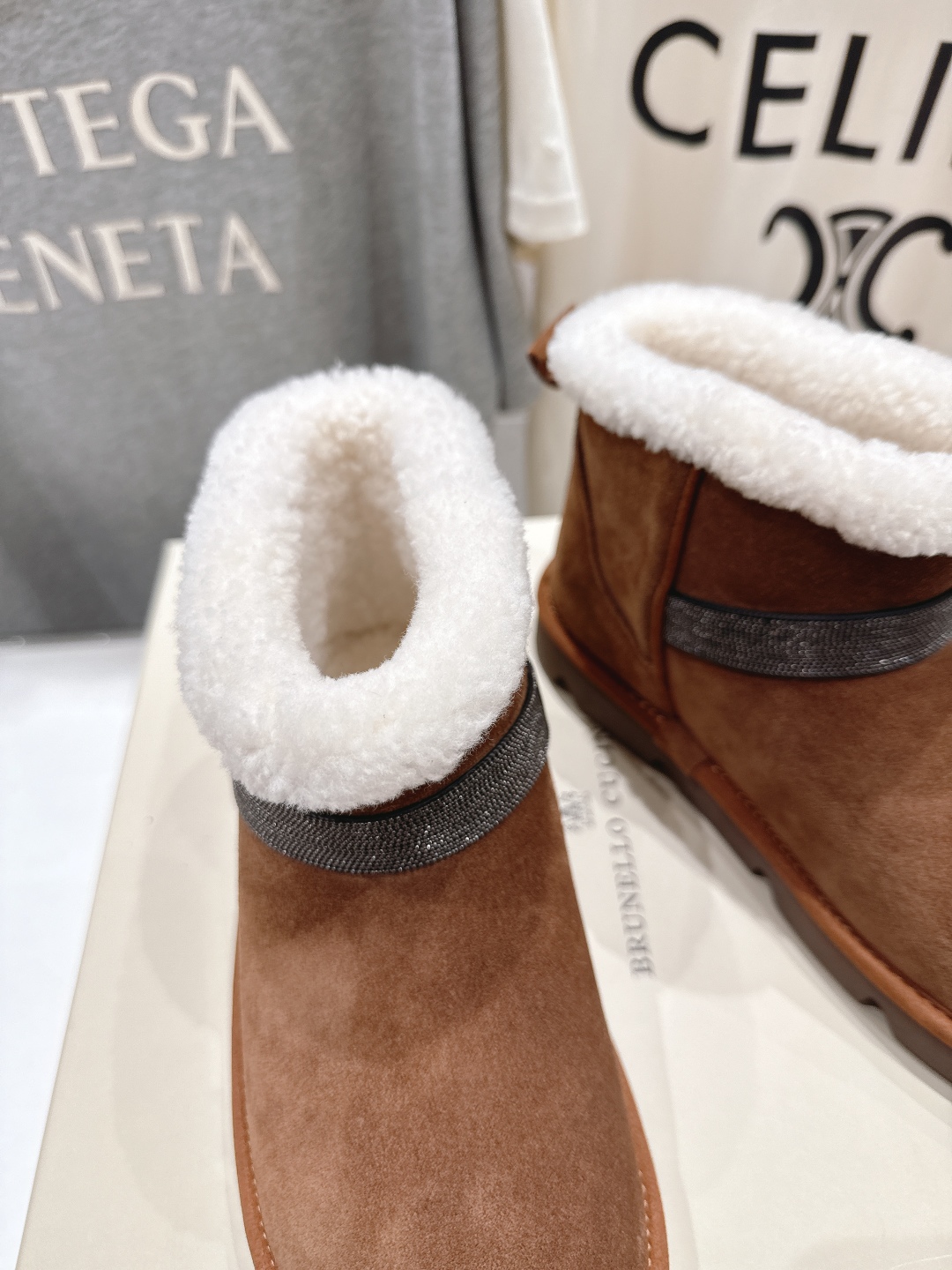 高版本出厂
  Brunello Cucinelli 新款BC秋冬保暖羊毛靴子短靴系列，市场高版本
BC