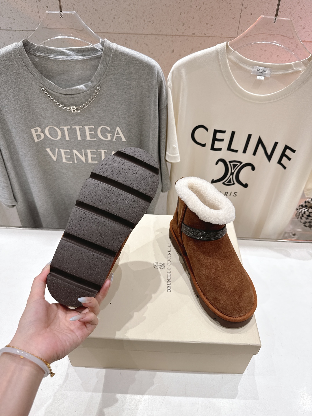 高版本出厂
  Brunello Cucinelli 新款BC秋冬保暖羊毛靴子短靴系列，市场高版本
BC