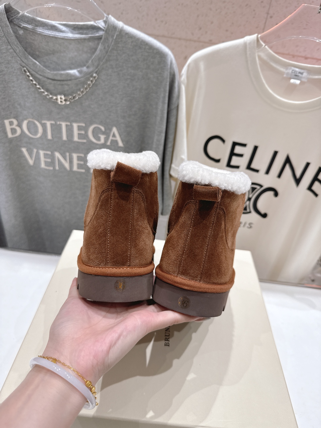 高版本出厂
  Brunello Cucinelli 新款BC秋冬保暖羊毛靴子短靴系列，市场高版本
BC