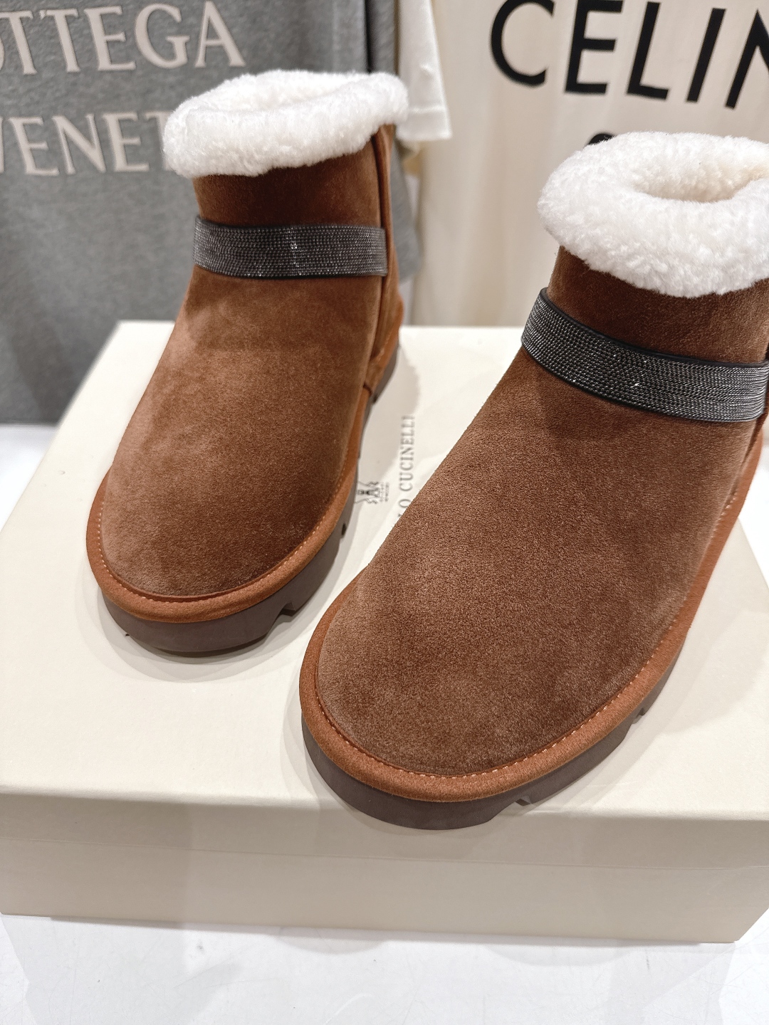 高版本出厂
  Brunello Cucinelli 新款BC秋冬保暖羊毛靴子短靴系列，市场高版本
BC