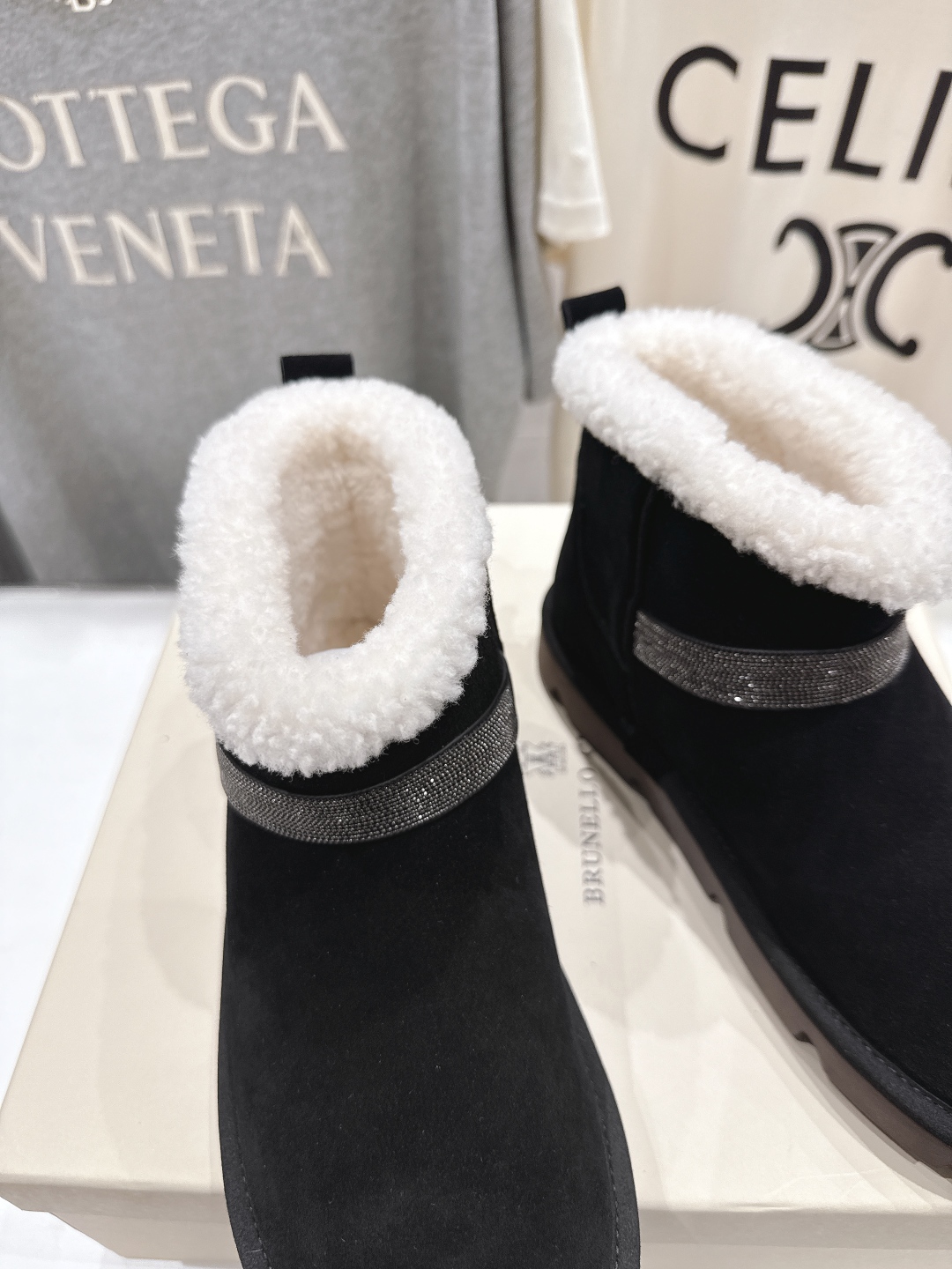 高版本出厂
  Brunello Cucinelli 新款BC秋冬保暖羊毛靴子短靴系列，市场高版本
BC