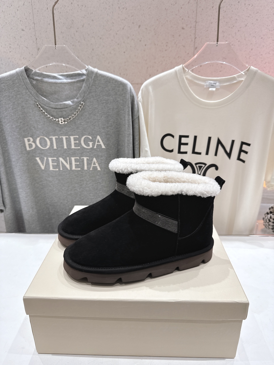 高版本出厂
  Brunello Cucinelli 新款BC秋冬保暖羊毛靴子短靴系列，市场高版本
BC